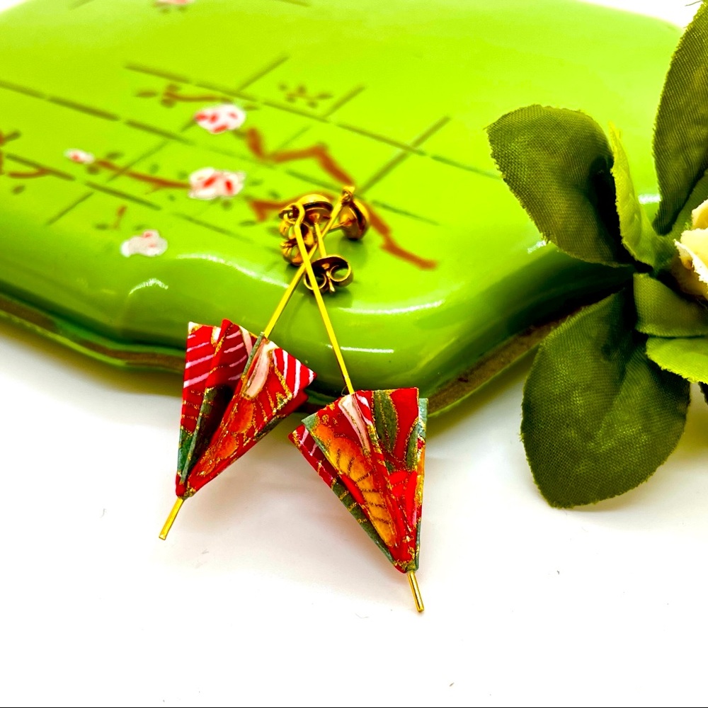 Beautiful origami multi color umbrella gold tone post earrings from Japan.